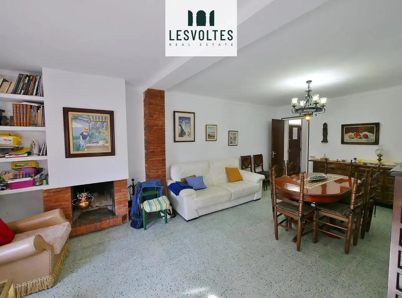 Sala de estar de Casa o chalet en venta en Verges con Calefacción, Jardín privado y Terraza