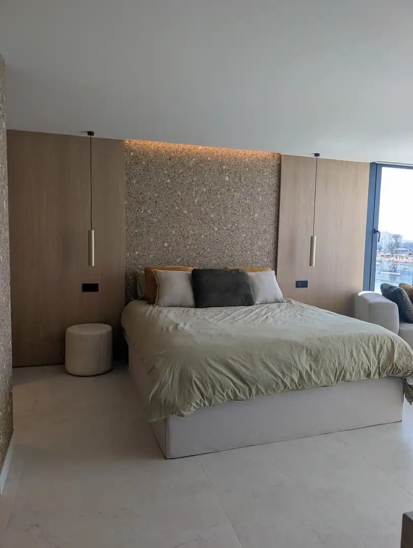 Habitación de Piso de alquiler en Torrevieja con Aire acondicionado, Terraza y Amueblado