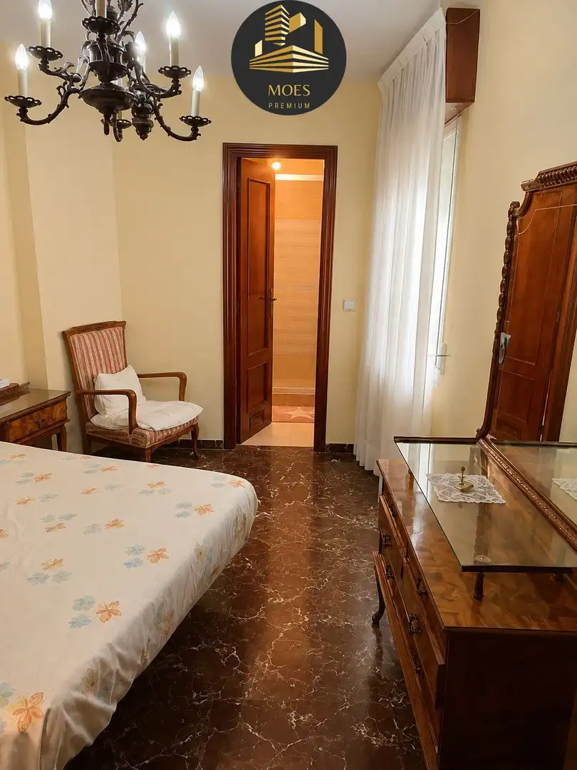 Habitación de Piso en venta en Úbeda con Aire acondicionado y Calefacción