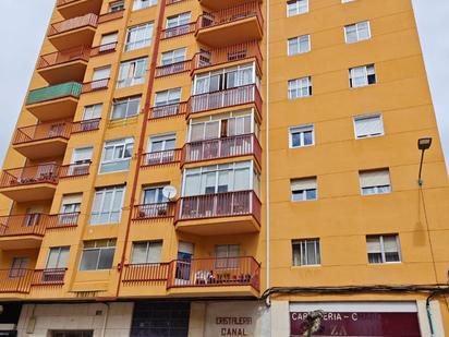 Vista exterior de Pis en venda en Valladolid Capital amb Calefacció, Terrassa i Moblat