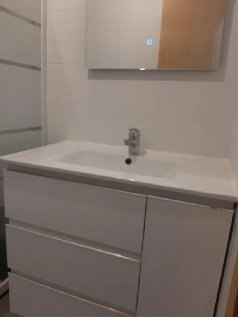 Bany de Pis en venda en Girona