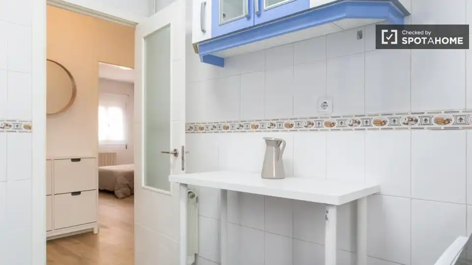 Habitación en Palomeras Bajas