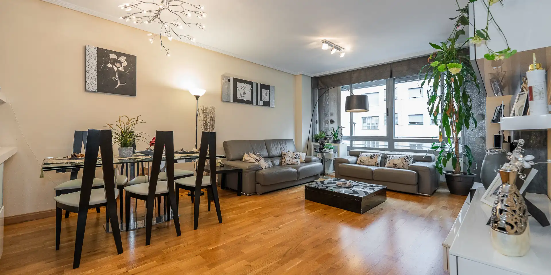 Piso con piscina en venta en Calle de José Celestino Mutis, imagen 2