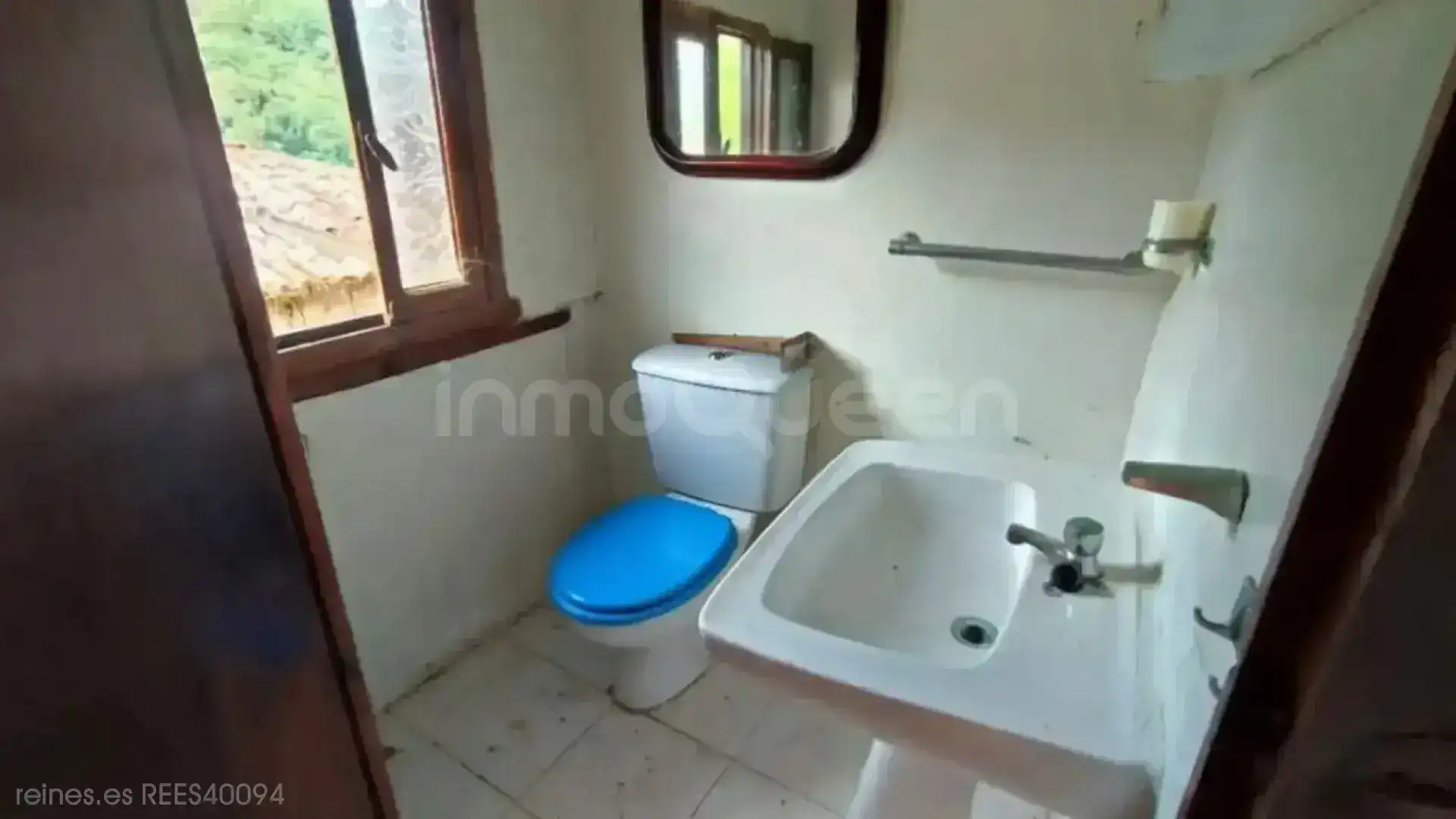 Bathroom of Houses for sale in Llanes  with Heating, Private garden and Terrace