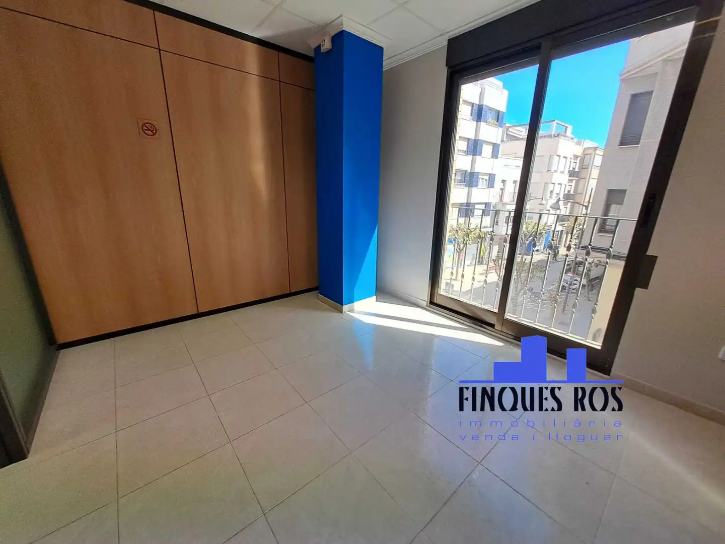 Office for rent in Vinaròs  with Air Conditioner and Heating