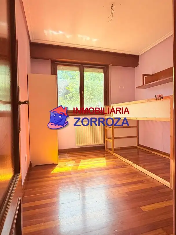 Schlafzimmer von Wohnung zum Verkauf in Bilbao  mit Heizung