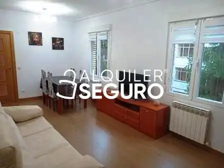 Wohnzimmer von Wohnung zur Miete in Vitoria - Gasteiz mit Heizung und Möbliert