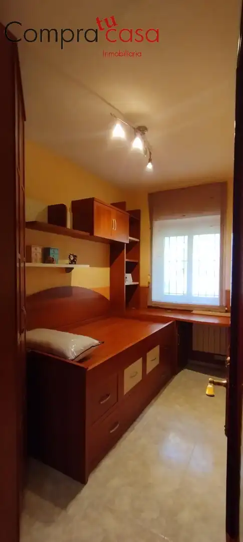 Habitación de Piso en venta en Segovia con Calefacción, Trastero y Amueblado
