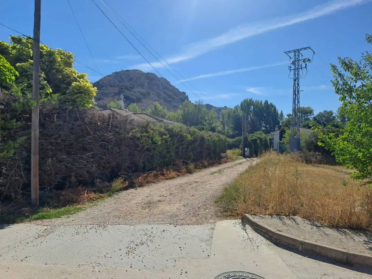 Vista exterior de Residencial en venta en Merindad de Río Ubierna, Burgos