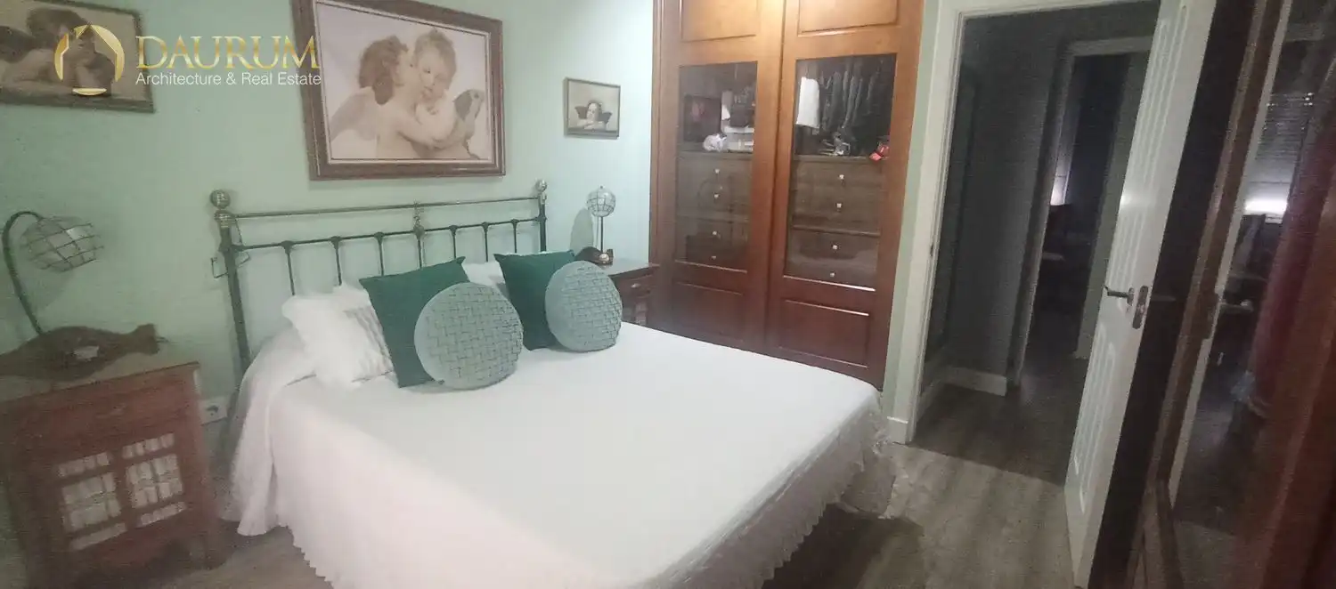 Bedroom of Detached homes for sale in La Rinconada  with Air Conditioner, Heating and Parquet flooring