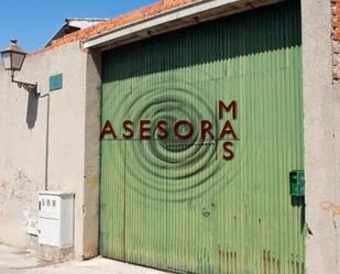 Vista exterior de Nau industrial en venda en Chinchón amb Calefacció