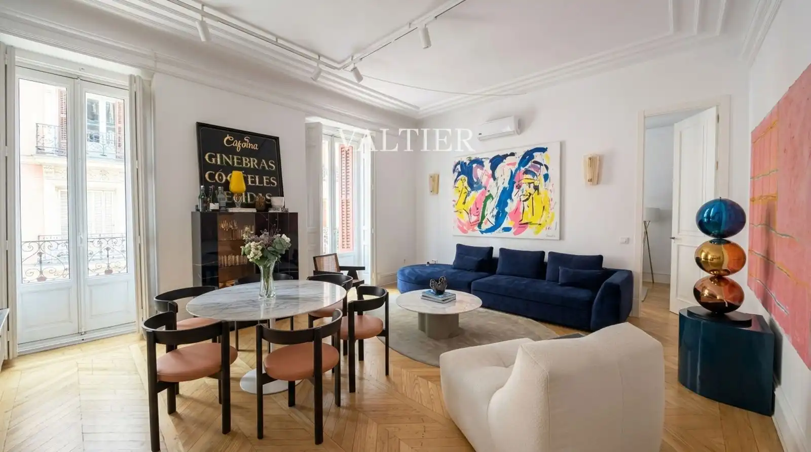 Living room of Flat for rent in Madrid  with Air Conditioner, Heating and Terrace