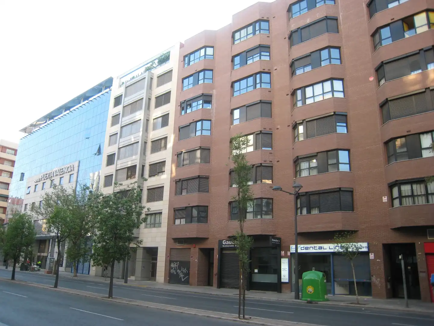 Vista exterior de Estudio de alquiler en Valencia con Aire acondicionado, Amueblado y Horno