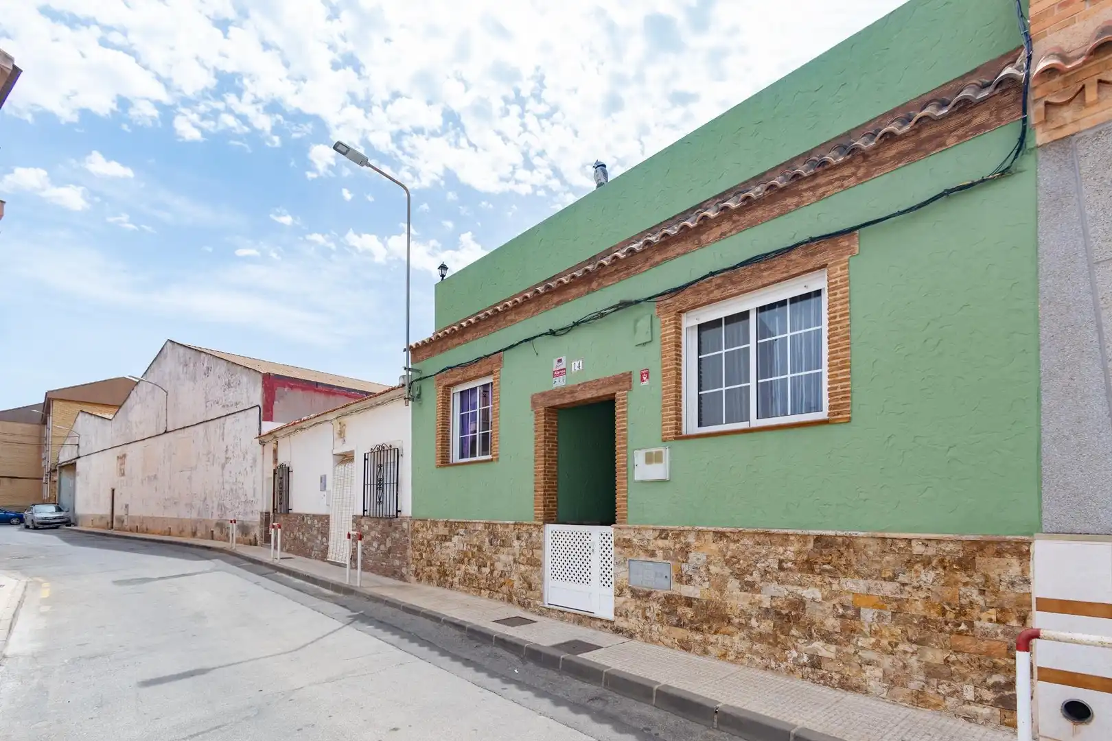 Vista exterior de Casa o xalet en venda en La Unión amb Aire condicionat i Terrassa