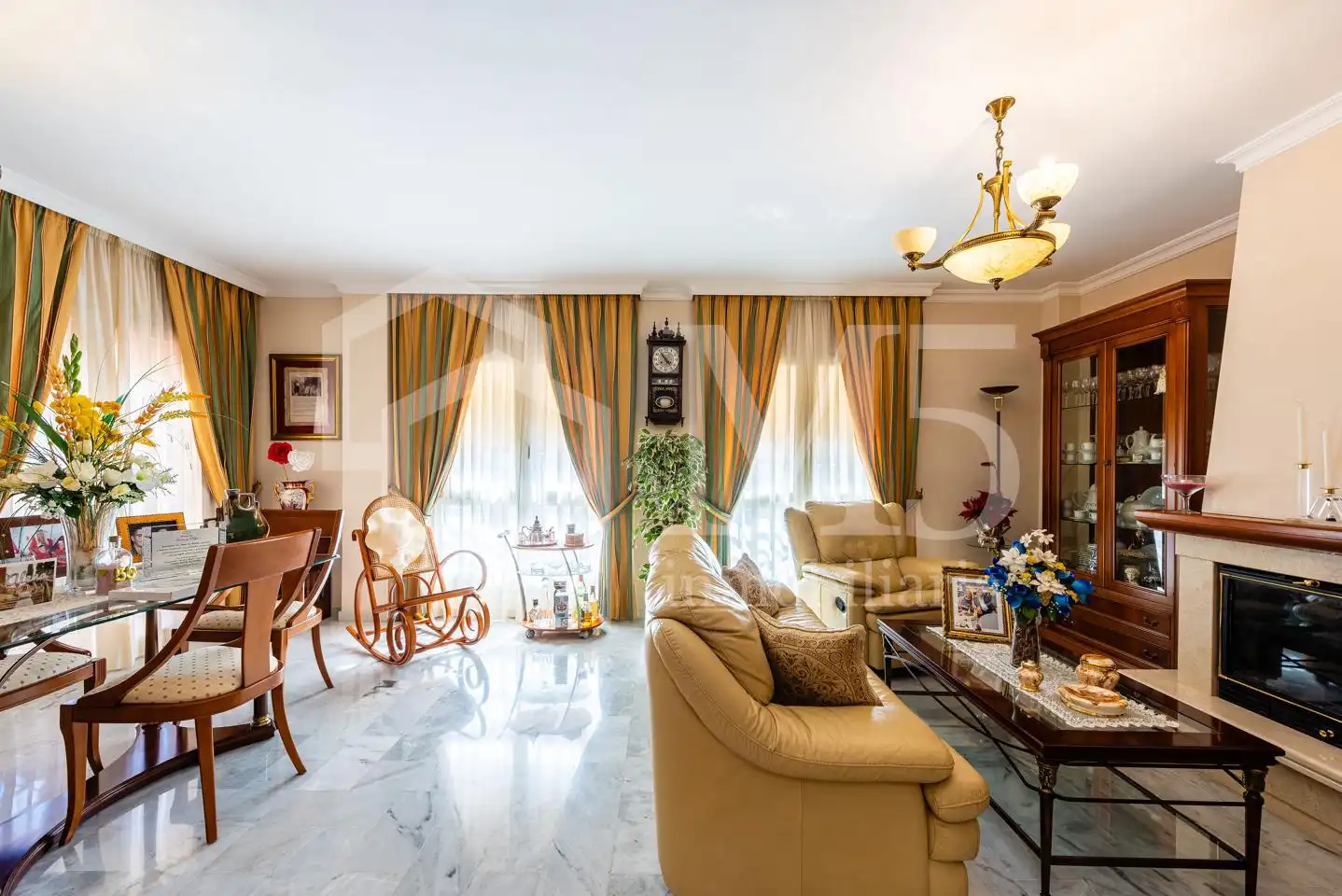 Sala de estar de Casa o chalet en venta en Vélez-Málaga con Aire acondicionado, Piscina y Amueblado