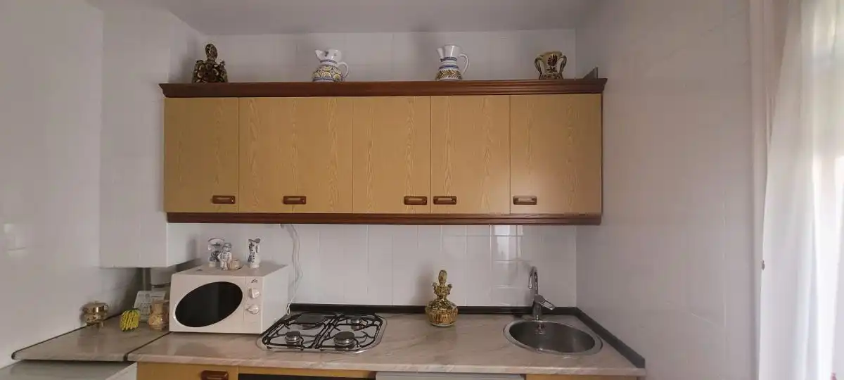 Cuina de Casa o xalet en venda en Segovia amb Calefacció, Terrassa i Moblat