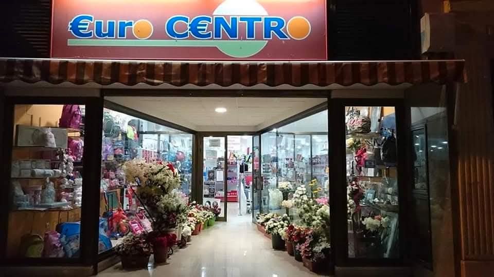 Geschaftsraum zum Verkauf in La Carlota mit Klimaanlage und Alarm