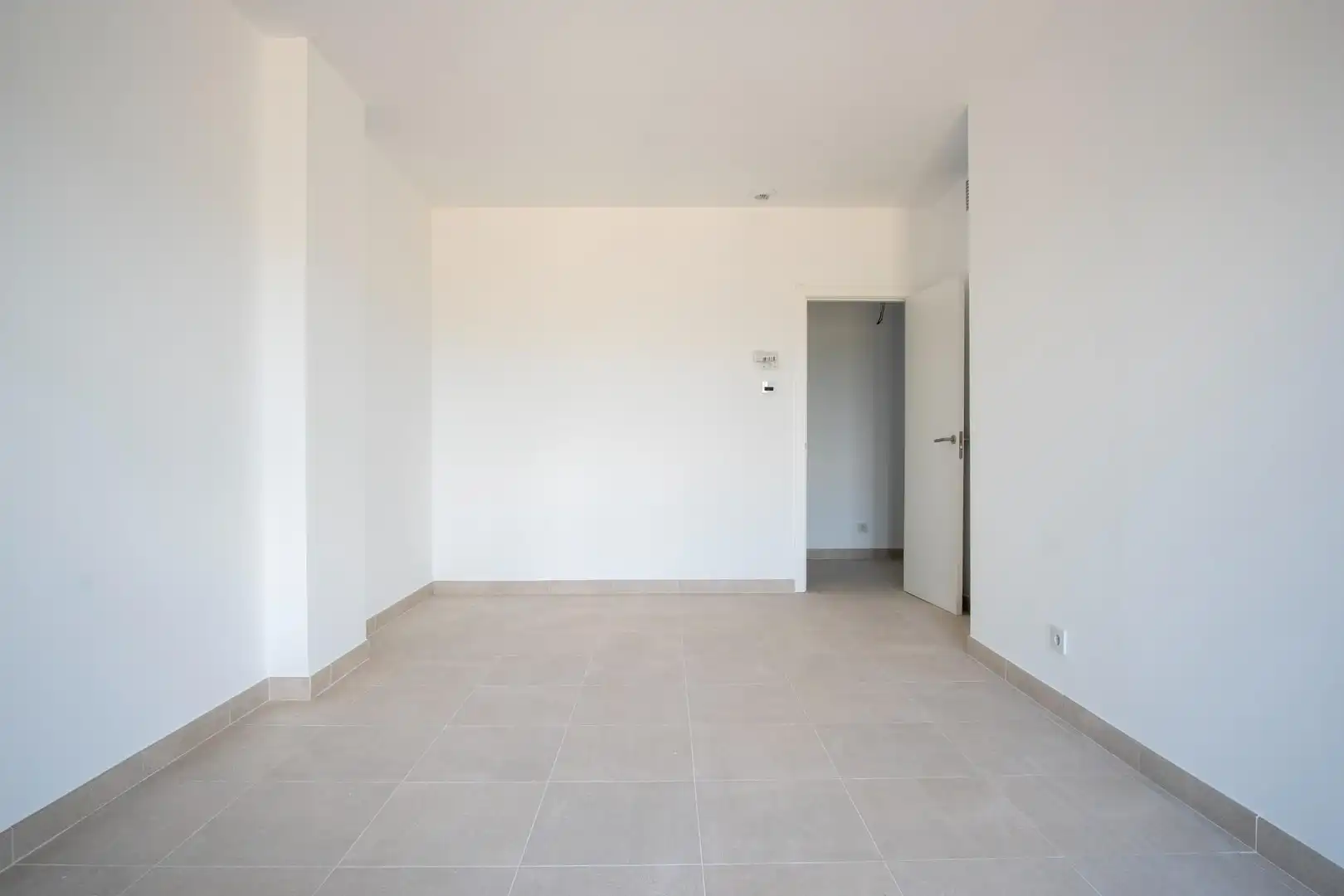 Wohnung zum Verkauf in San Fernando mit Klimaanlage, Heizung und Terrasse
