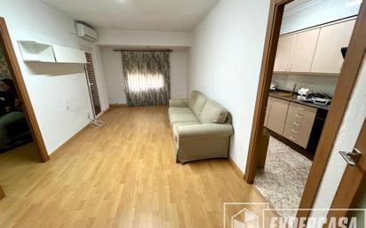 Living room of Flat for sale in Alaquàs  with Air Conditioner and Terrace