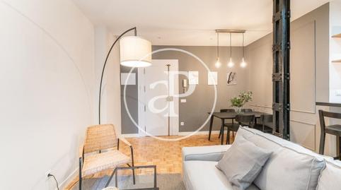 Foto 4 de Piso en venta en Calle de Viriato, Almagro, Madrid