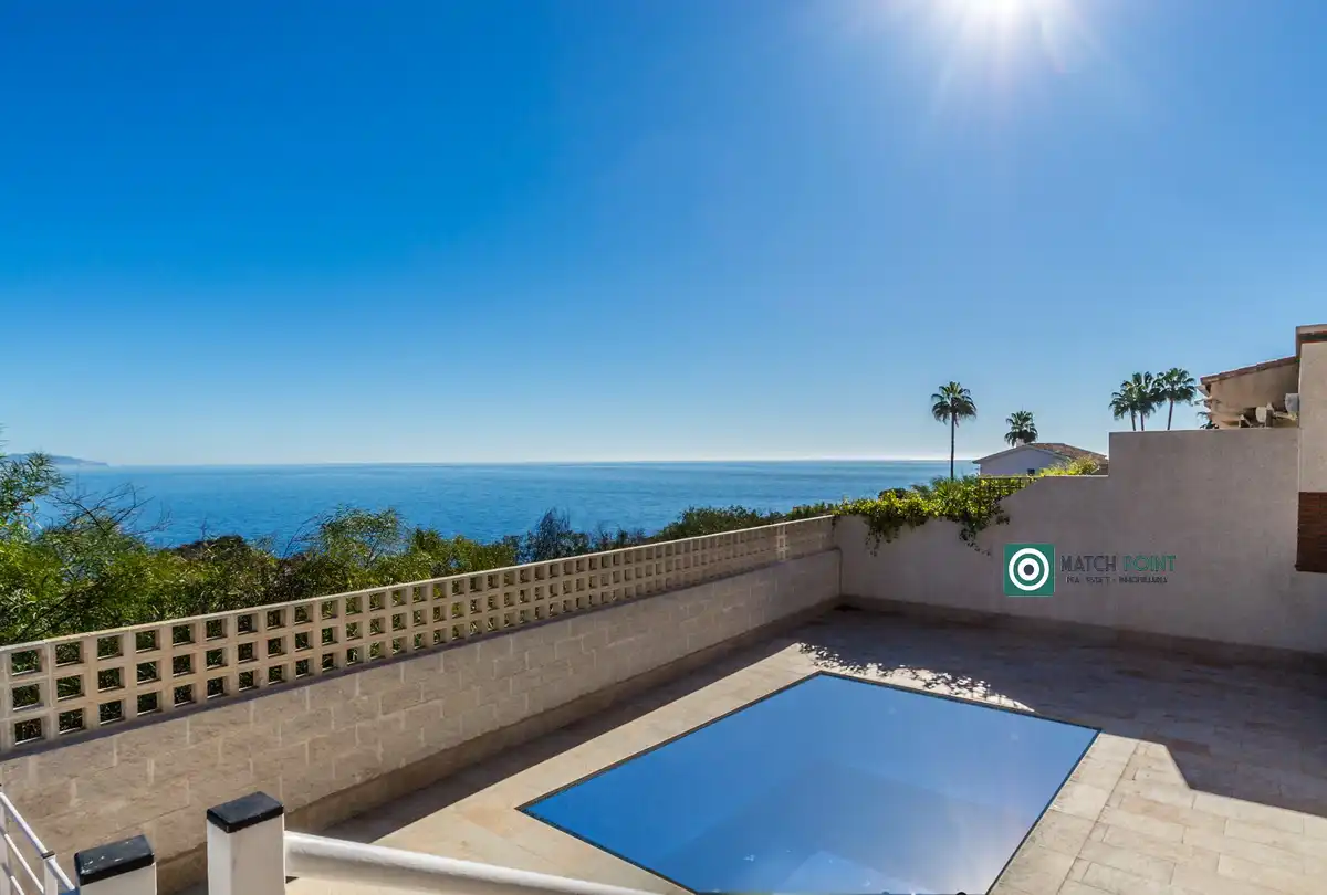 Chalet en venta en Las Lomas