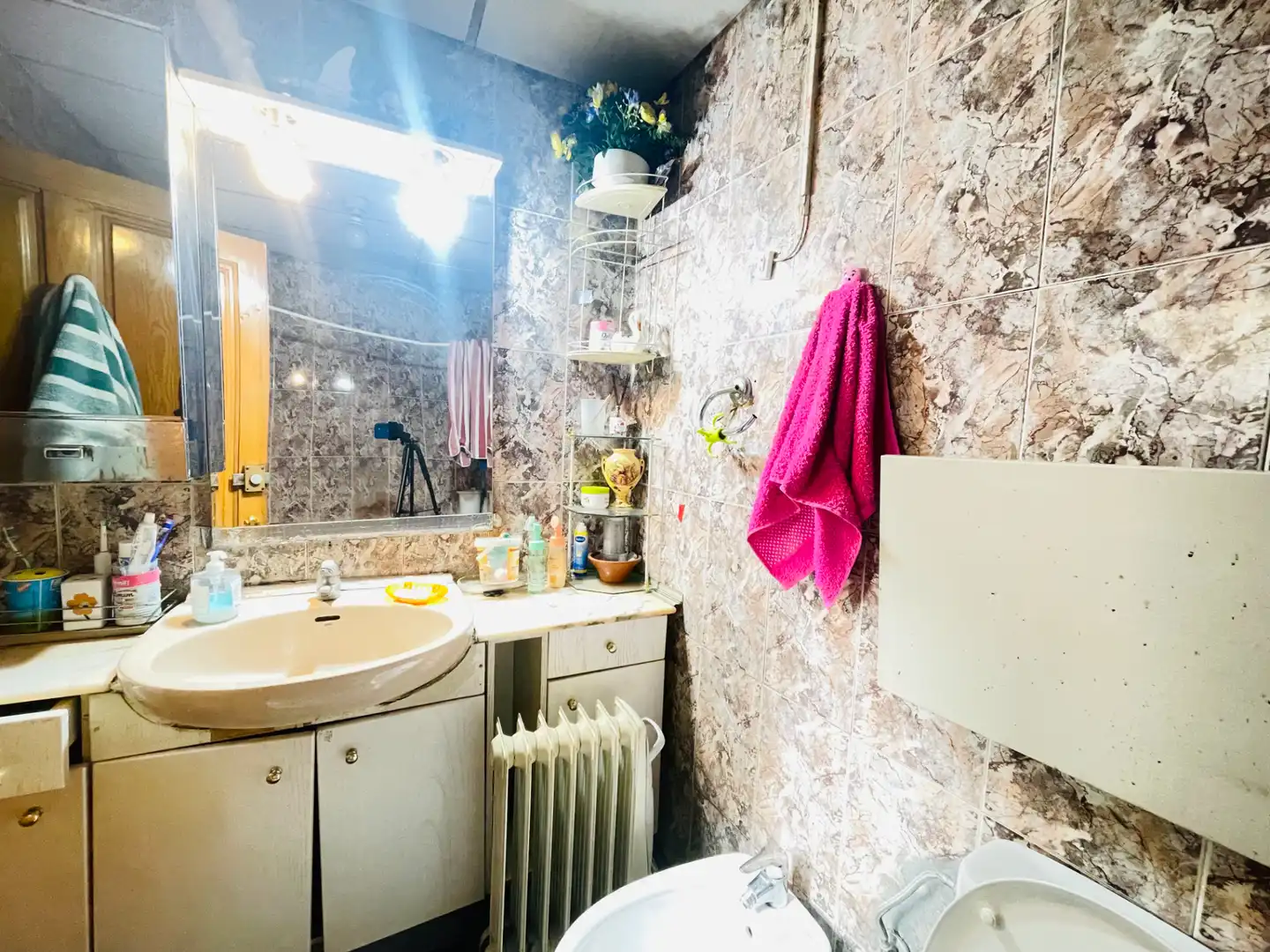 Bany de Casa o xalet en venda en Zaragoza amb Aire condicionat, Calefacció i Jardí privat