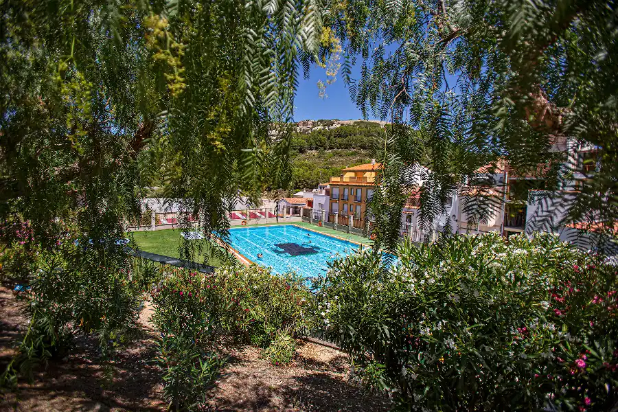 Piscina de Local en venta en Cervera del Maestre
