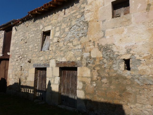 Vista exterior de Casa o xalet en venda en Valle de Manzanedo