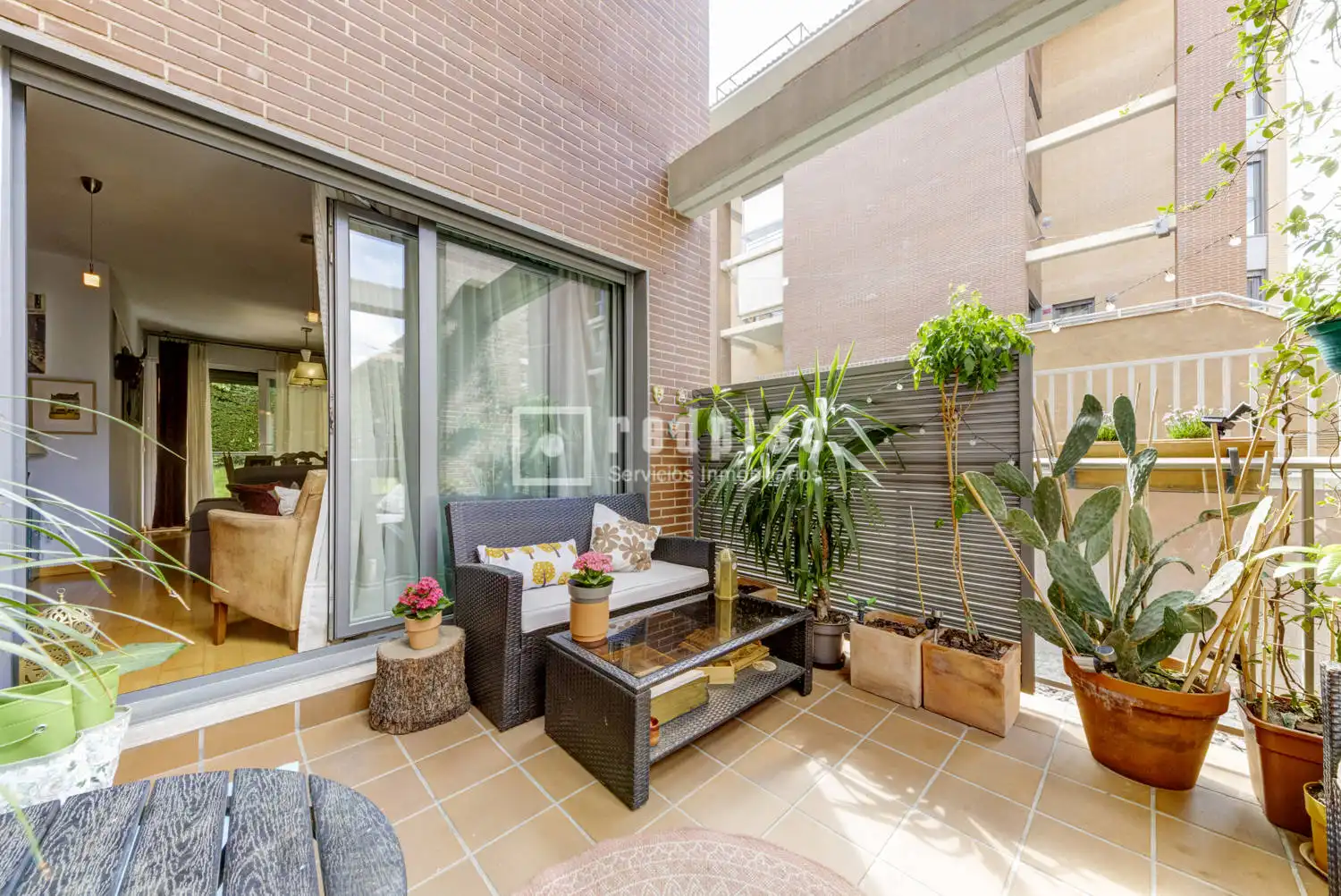 Terrasse von Wohnung zum Verkauf in Boadilla del Monte mit Klimaanlage, Heizung und Privatgarten