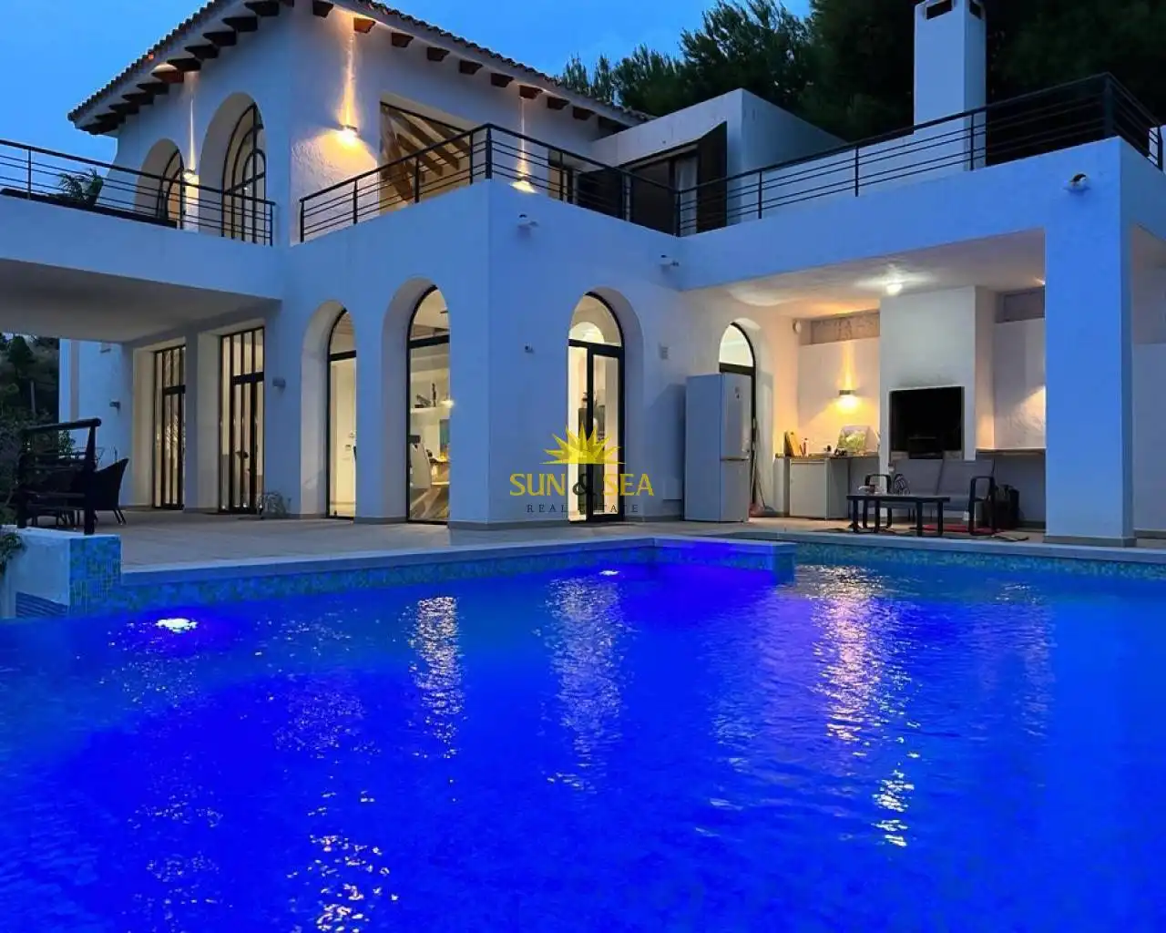 Swimming pool of Houses for rent in Altea  with Air Conditioner, Private garden and Terrace