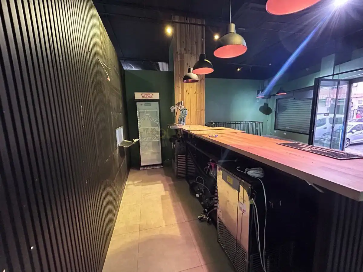 Local comercial en venda a Centro, imagen 2