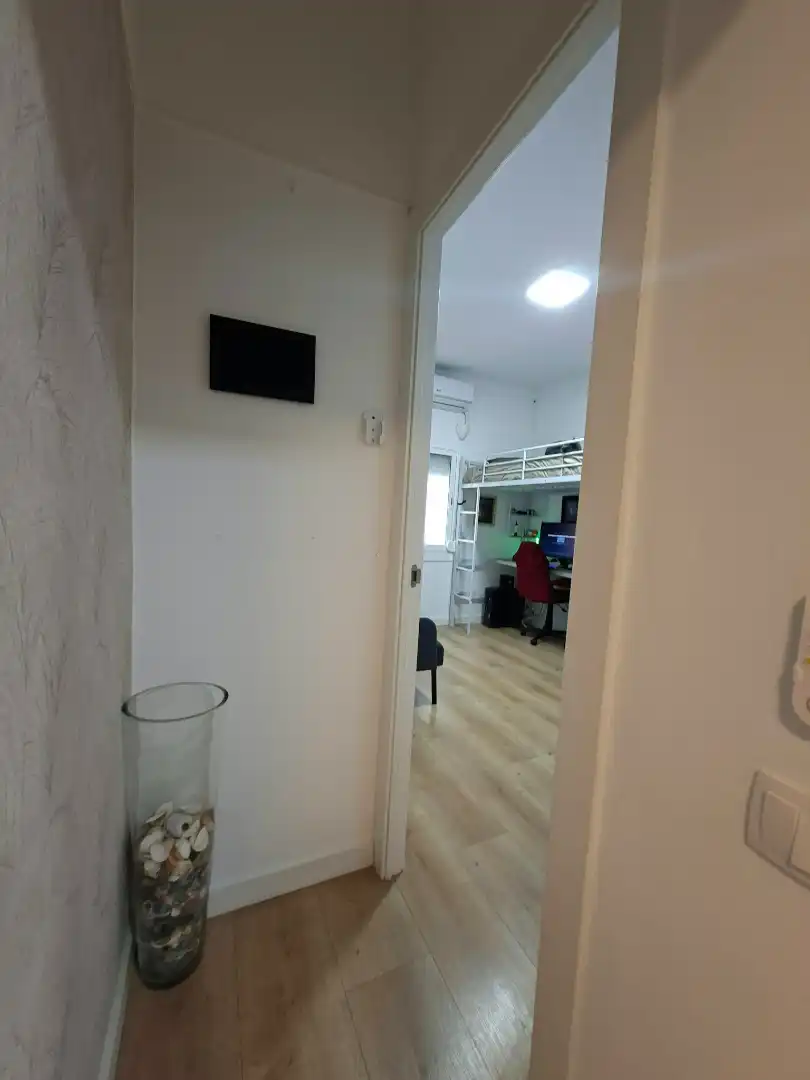 Piso con terraza en venta en Carrer Cuba, imagen 4