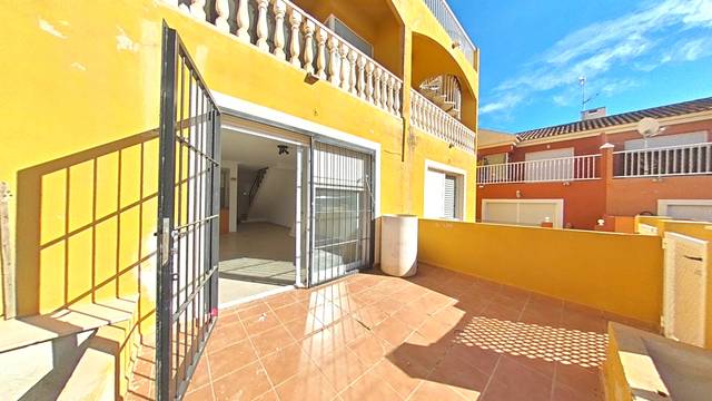 Casa adosada en Venta en Balsicas