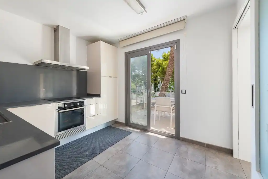 Kitchen of Attic for sale in Alcúdia  with Air Conditioner, Terrace and Storage room