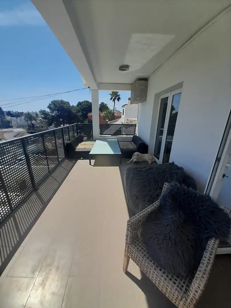 Terrassa de Casa o xalet en venda en Marbella amb Aire condicionat, Jardí privat i Terrassa