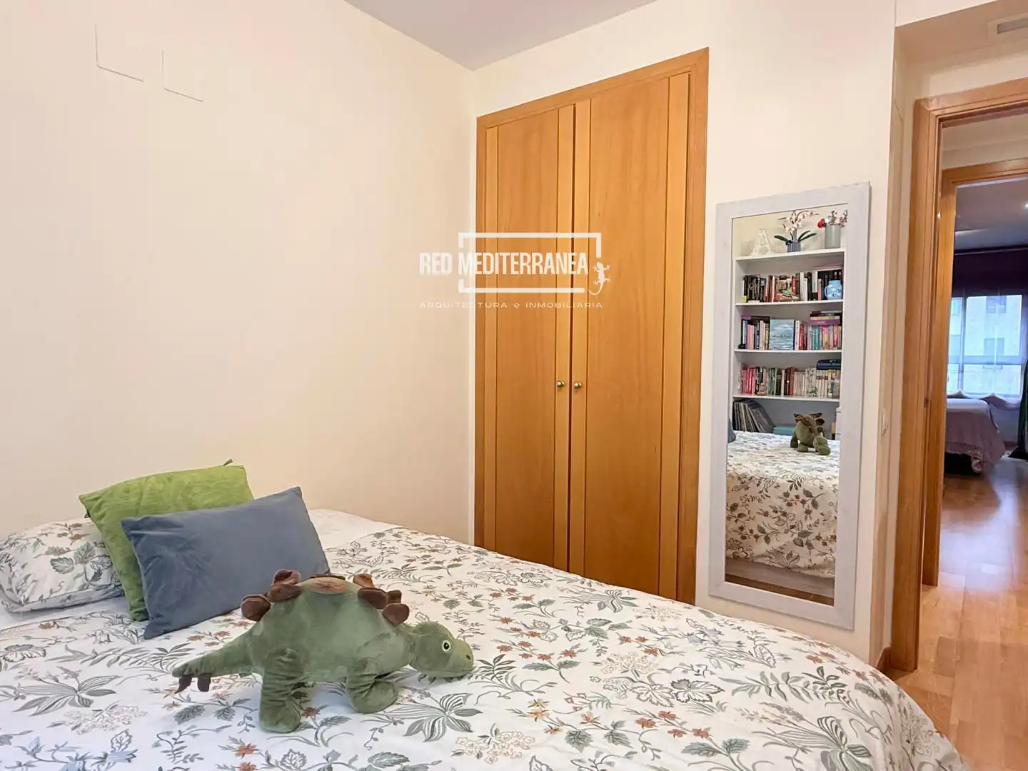 Bedroom of Flat for sale in Gandia  with Air Conditioner, Heating and Parquet flooring