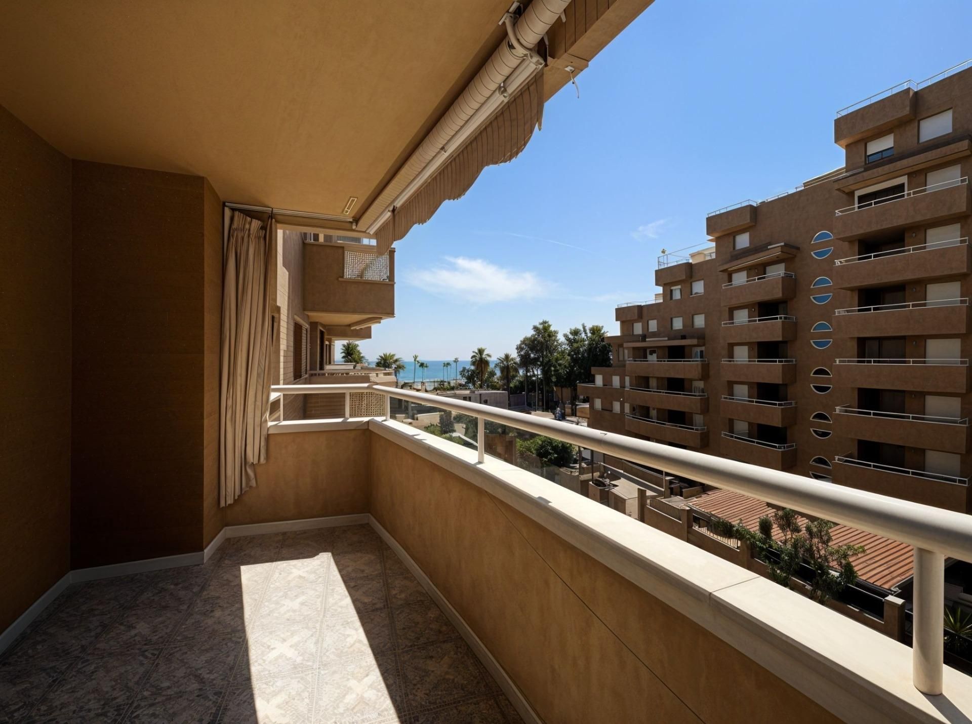 Dormitori de Apartament en venda en Oropesa del Mar / Orpesa amb Aire condicionat, Calefacció i Jardí privat