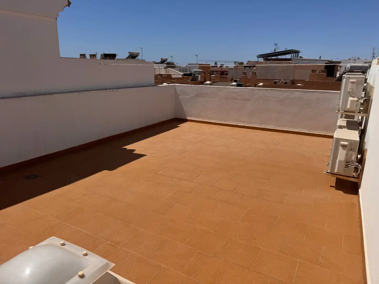 Terrassa de Casa adosada en venda en Roquetas de Mar amb Aire condicionat, Terrassa i Traster