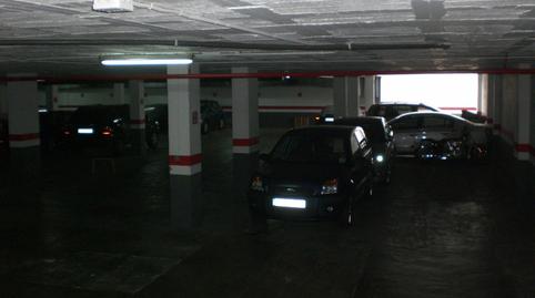 Foto 4 de Garatge de lloguer a  Calle Narcis Monturiol, 37, Castell - Poble Vell, Barcelona