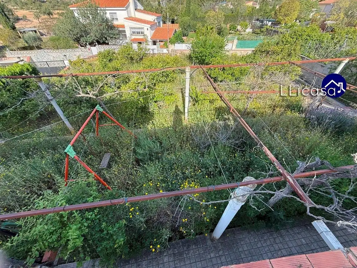 Casa o chalet en venta en Llíria con Jardín privado, Terraza y Trastero