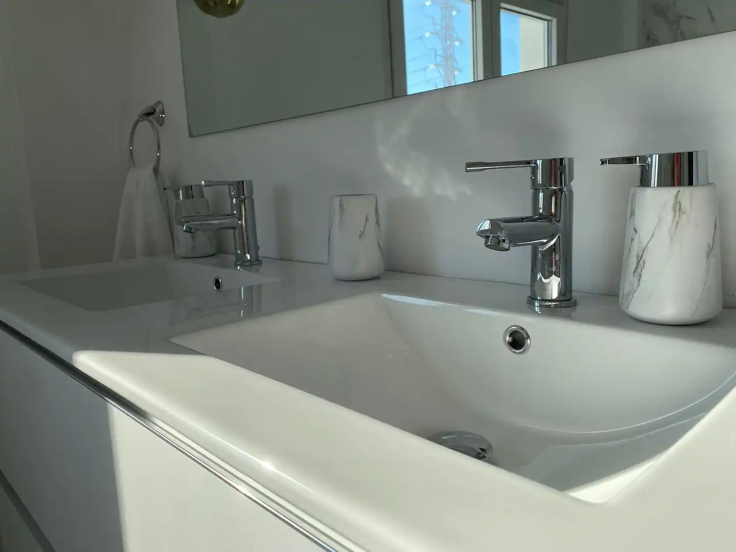 Bathroom of Houses for sale in Alhaurín de la Torre  with Air Conditioner, Heating and Terrace