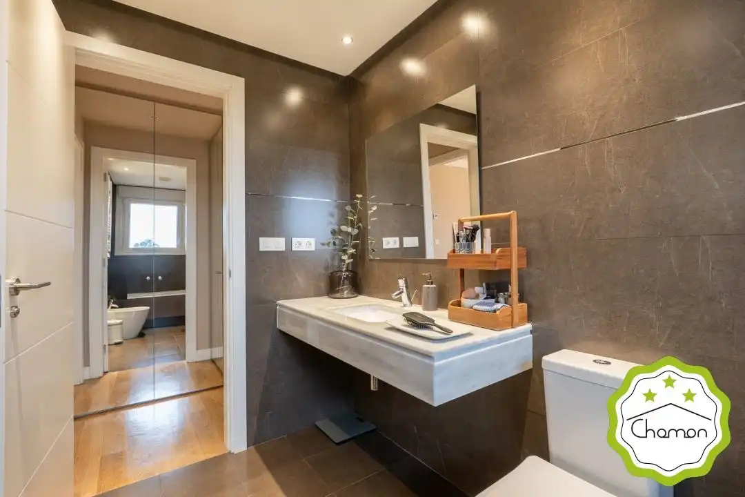 Baño de Casa adosada en venta en Bilbao  con Calefacción, Jardín privado y Terraza