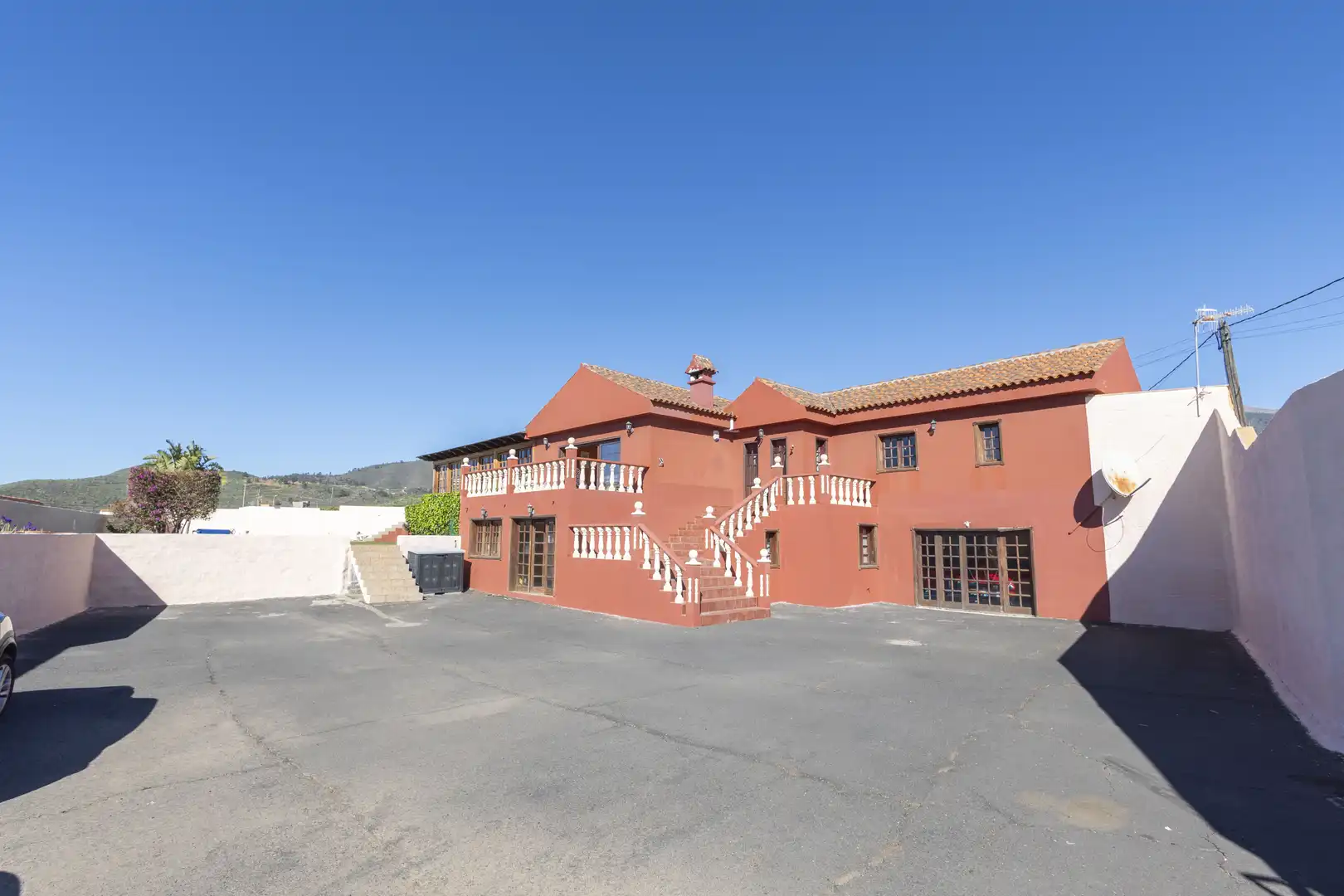 Vista exterior de Casa o chalet en venta en Granadilla de Abona con Aire acondicionado, Jardín privado y Terraza