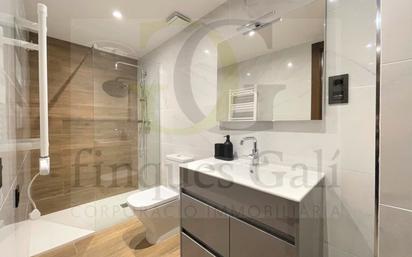 Bathroom of Flat for sale in Manresa