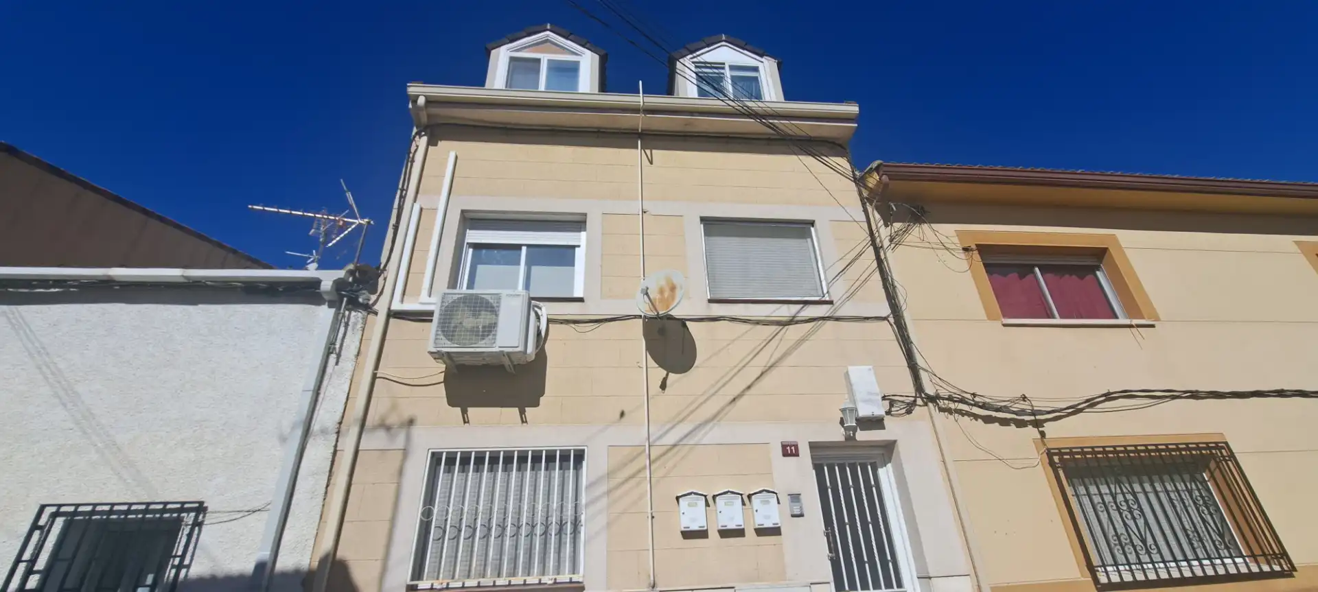 Vista exterior de Pis en venda en Valdetorres de Jarama amb Calefacció, Terrassa i Moblat