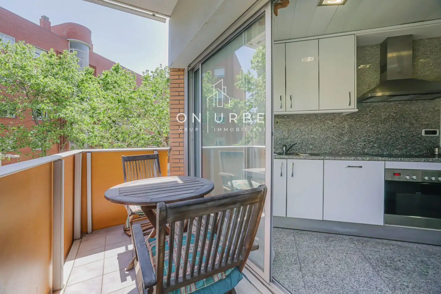 Terrasse von Wohnung zum Verkauf in Barcelona mit Klimaanlage, Terrasse und Abstellraum