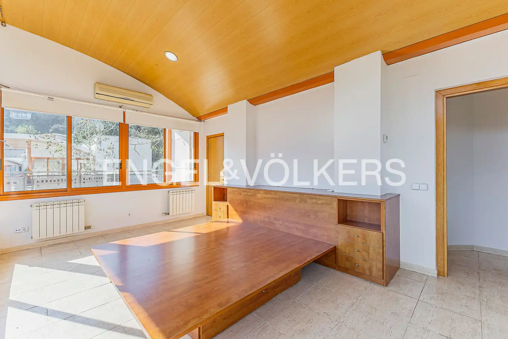 Habitación de Casa o chalet de alquiler en Barcelona con Aire acondicionado, Calefacción y Jardín privado