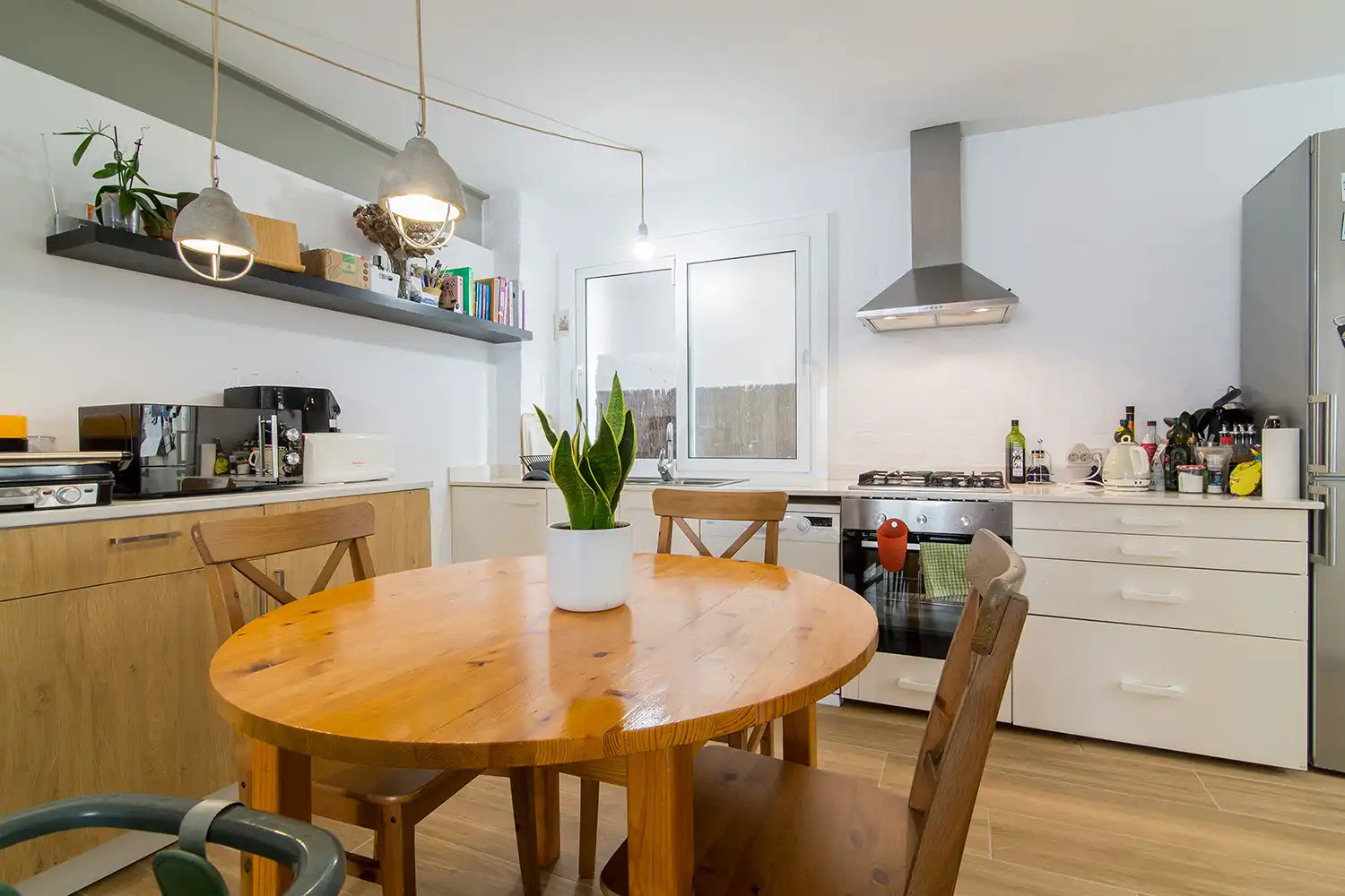 Küche von Wohnung zum Verkauf in Caldes d'Estrac mit Privatgarten, Terrasse und Balkon