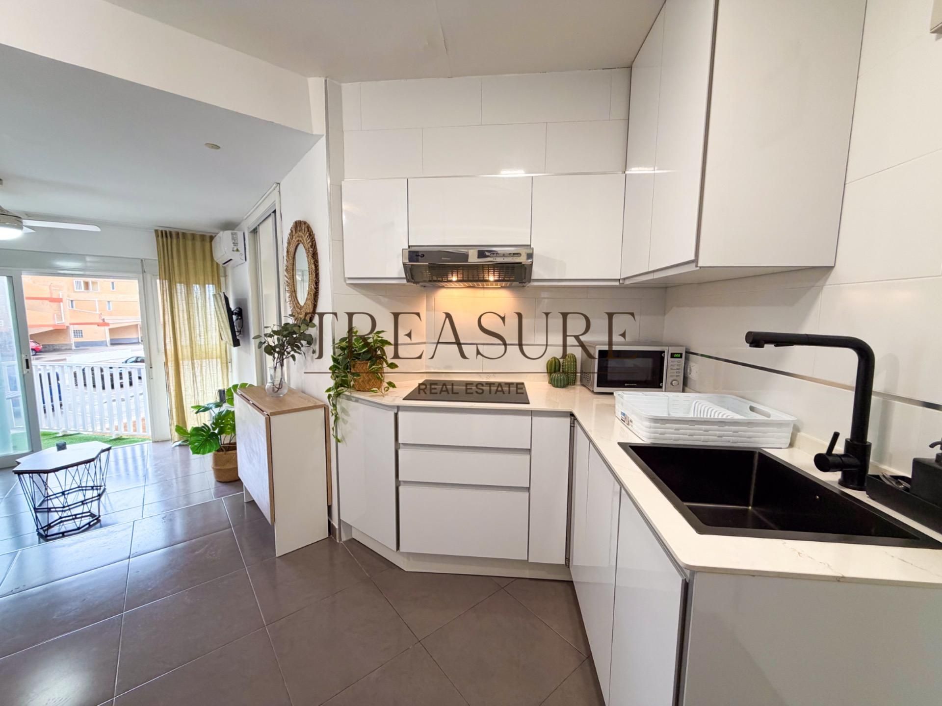Kitchen of Study for sale in La Manga del Mar Menor  with Air Conditioner, Terrace and Furnished