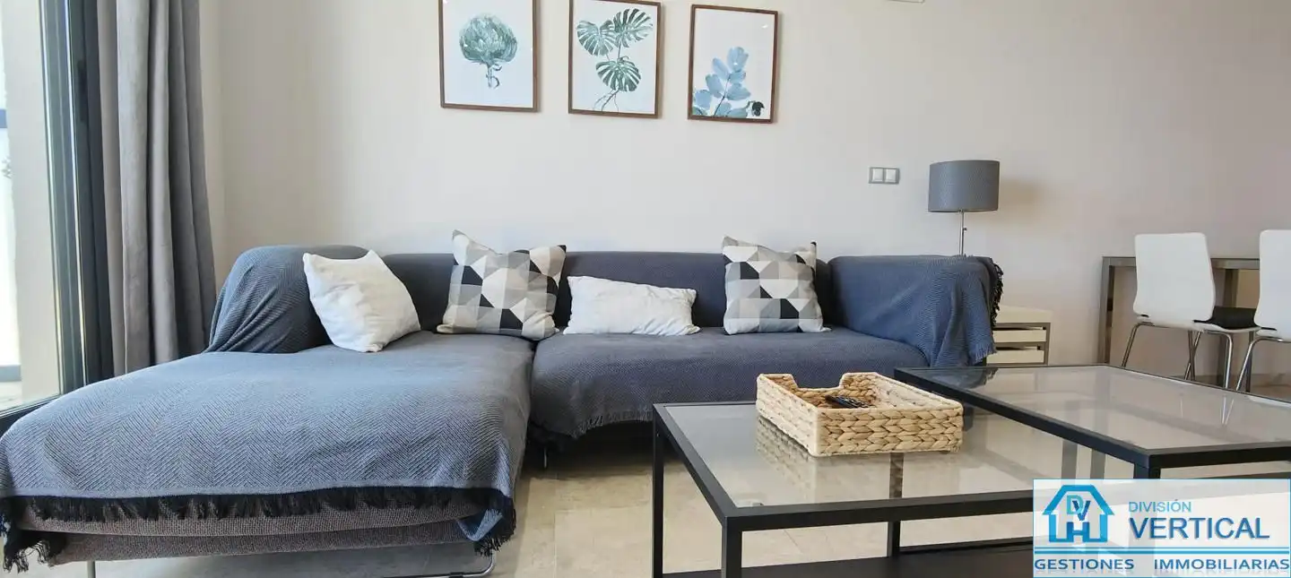 Sala d'estar de Pis de lloguer en Paterna amb Aire condicionat, Calefacció i Terrassa